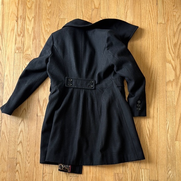Express Women's Black Coat - Picture 3 of 3